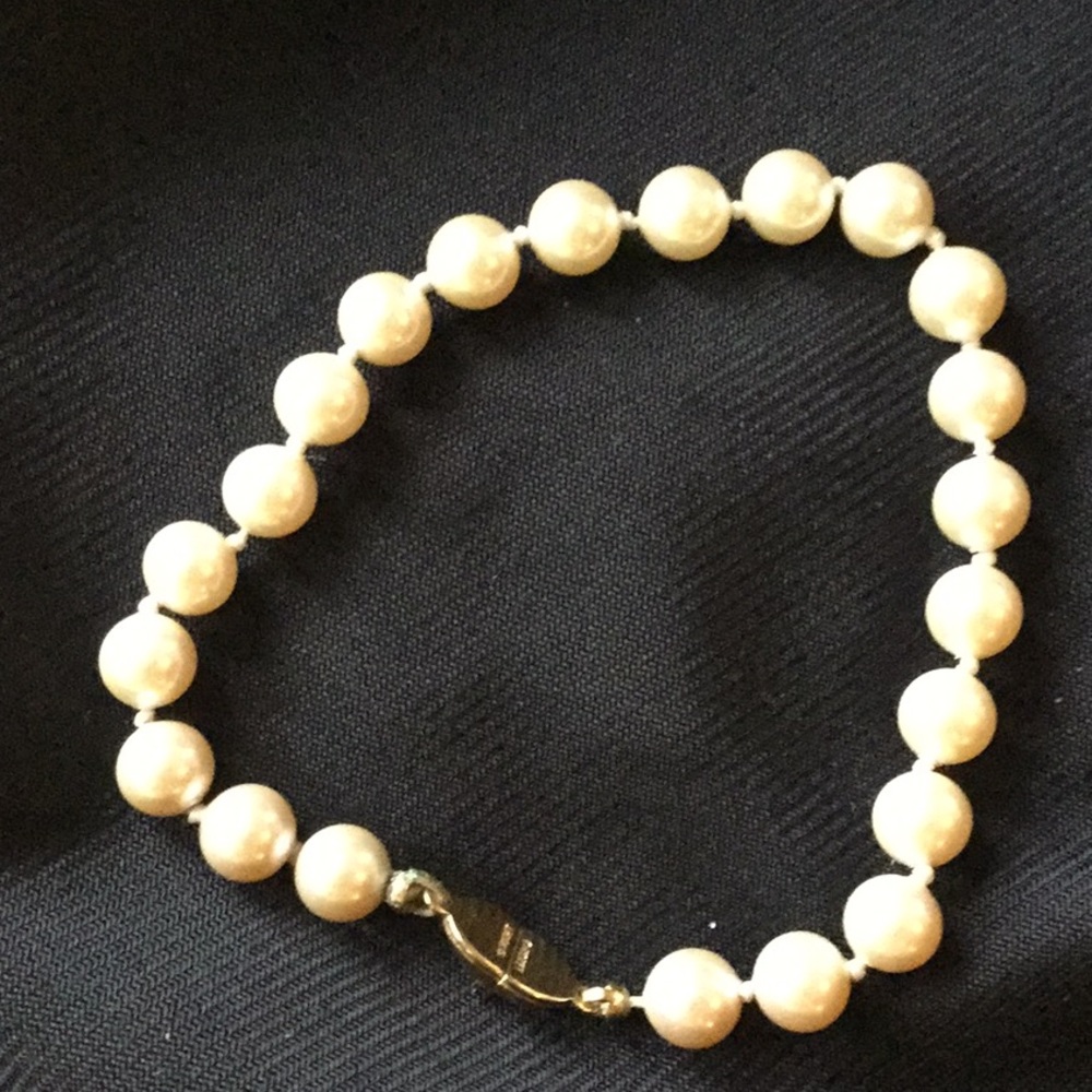 Monet Beaded Pearls Bracelet VINTAGE